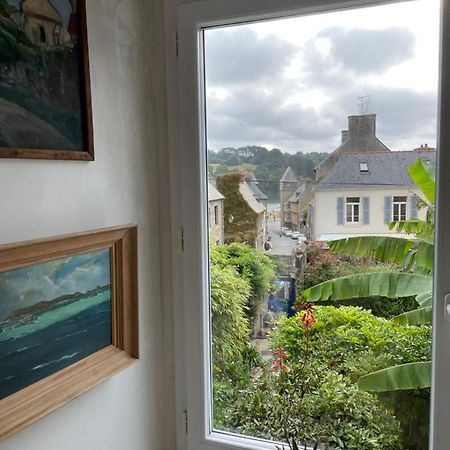 Appartement De 1634 Avec Balcon Au Sud Sur Jardin En Plein Coeur Historique Tréguier Eksteriør billede
