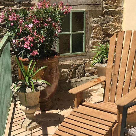 Appartement De 1634 Avec Balcon Au Sud Sur Jardin En Plein Coeur Historique Tréguier Eksteriør billede